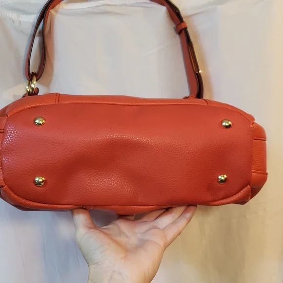 Tignanello Shoulder Bag - Picture 4 of 14